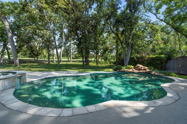 9502 Crosby Way, Missouri City, TX 77459