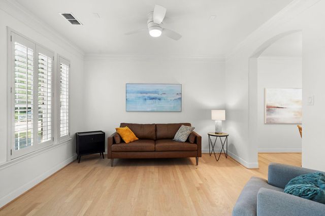 9502 Crosby Way, Missouri City, TX 77459