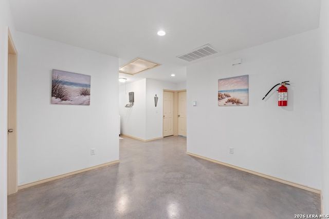735 Green Castle Pl, Canyon Lake, TX 78133