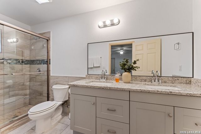 735 Green Castle Pl, Canyon Lake, TX 78133