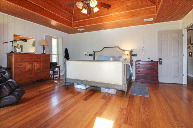 1001 Sandy Ridge Road, Scurry, TX 75158