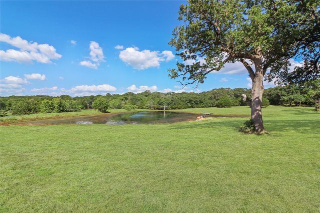1001 Sandy Ridge Road, Scurry, TX 75158