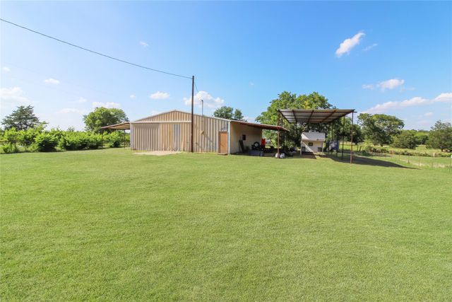 1001 Sandy Ridge Road, Scurry, TX 75158