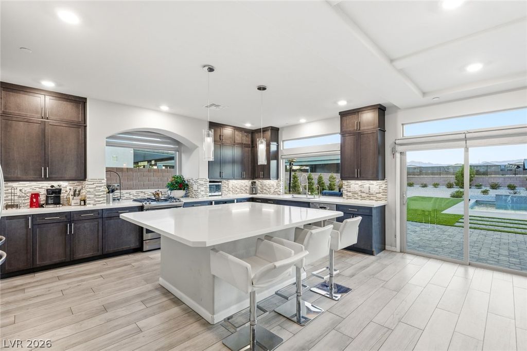 8727 Twisted Vine Lane, Las Vegas, NV 89139 — photo 2