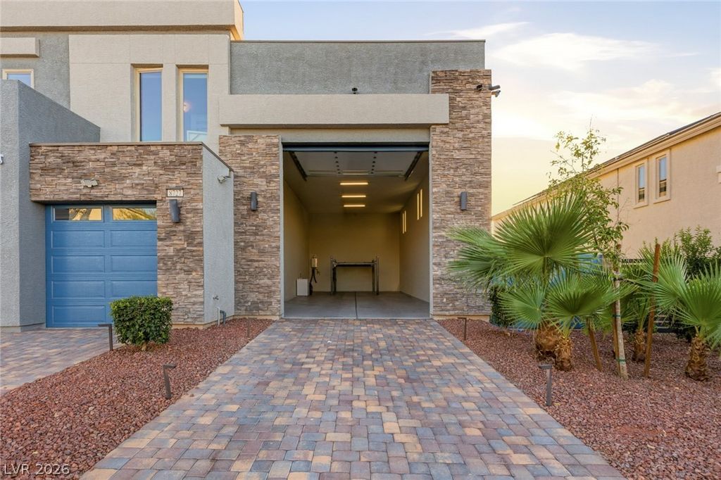 8727 Twisted Vine Lane, Las Vegas, NV 89139 — photo 4
