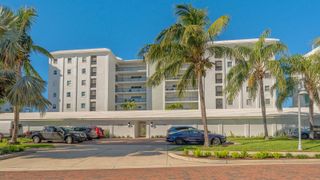 226 GOLDEN GATE POINT 23, Sarasota, FL 34236
