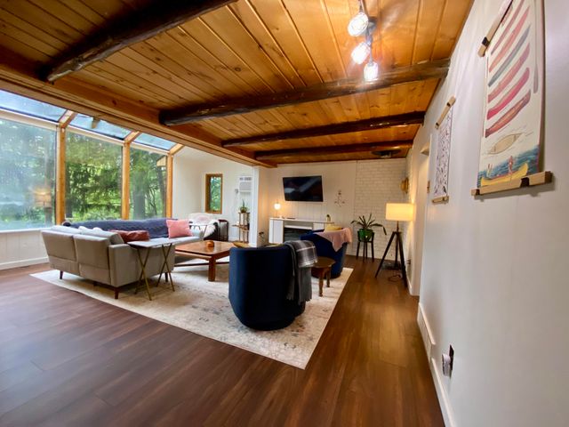 4501 Cornwell Lane, Whitmore Lake, MI 48189