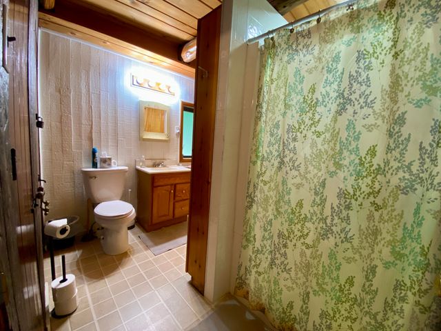 4501 Cornwell Lane, Whitmore Lake, MI 48189