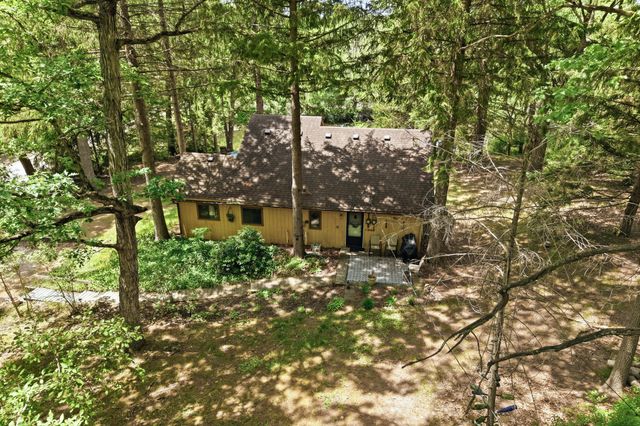 4501 Cornwell Lane, Whitmore Lake, MI 48189