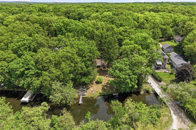 4501 Cornwell Lane, Whitmore Lake, MI 48189