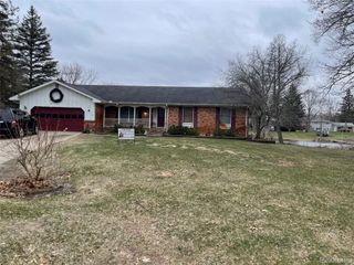 982 Artdale Drive, White Lake Charter Township, MI 48383