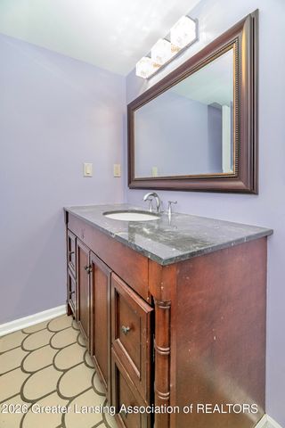 1012 Fox Hills Drive, East Lansing, MI 48823