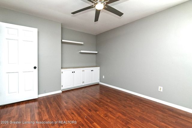 1012 Fox Hills Drive, East Lansing, MI 48823