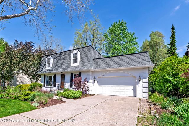 1012 Fox Hills Drive, East Lansing, MI 48823
