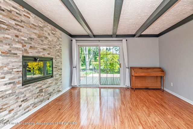 1012 Fox Hills Drive, East Lansing, MI 48823