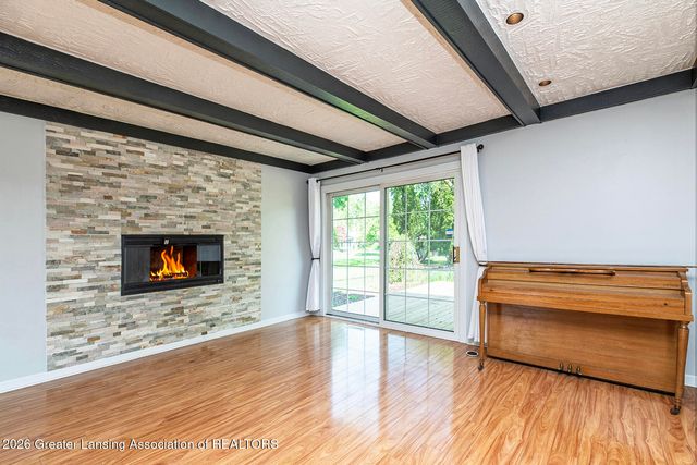 1012 Fox Hills Drive, East Lansing, MI 48823