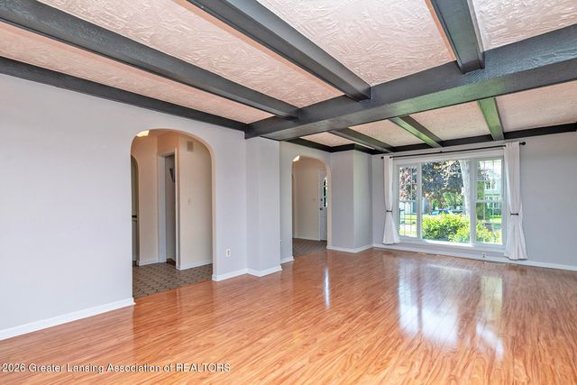 1012 Fox Hills Drive, East Lansing, MI 48823