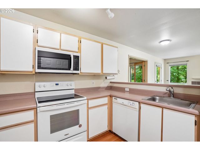 5130 Sw MULTNOMAH Blvd C, Portland, OR 97219