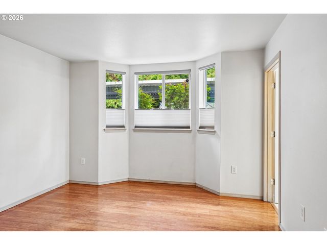 5130 Sw MULTNOMAH Blvd C, Portland, OR 97219