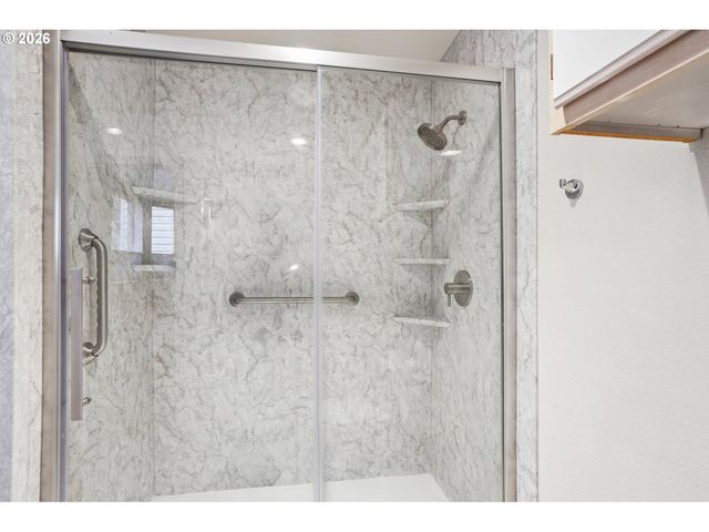 5130 Sw MULTNOMAH Blvd C, Portland, OR 97219