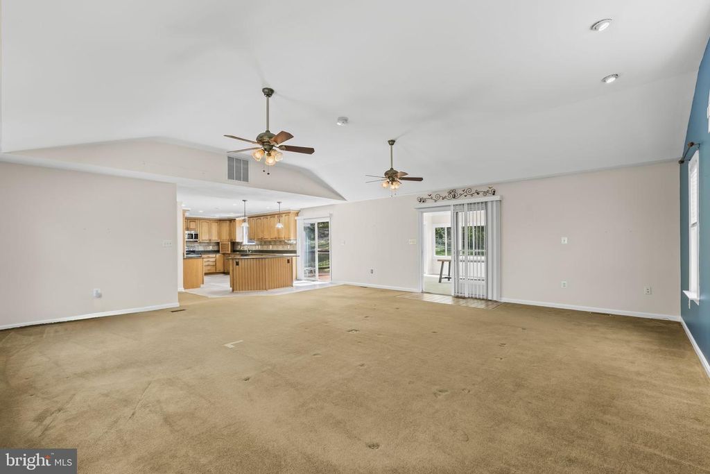 Image 16 of property listing at 3305 CHESAPEAKE BEACH RD, Chesapeake Beach, MD 20732