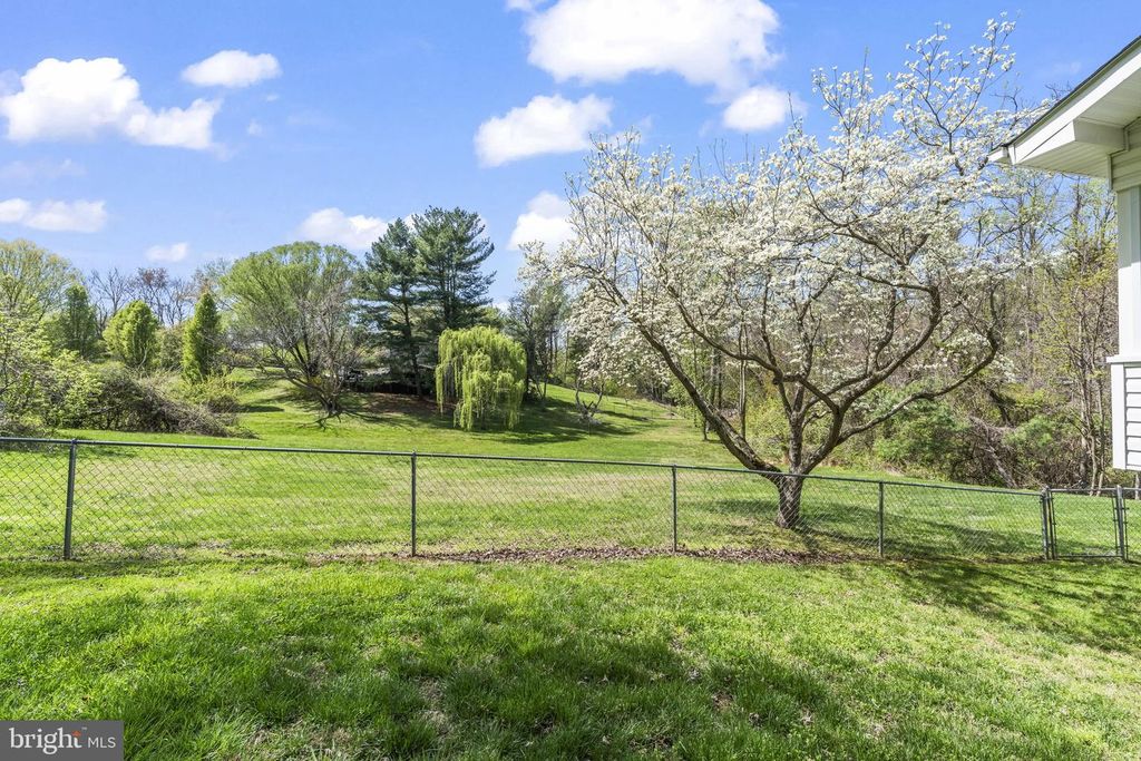 Image 34 of property listing at 3305 CHESAPEAKE BEACH RD, Chesapeake Beach, MD 20732