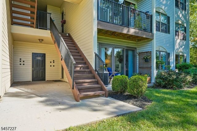 89 Woodward Ln, Bernards Twp., NJ 07920