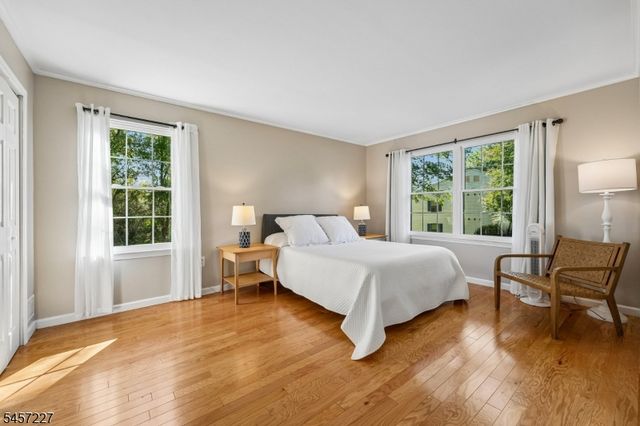 89 Woodward Ln, Bernards Twp., NJ 07920