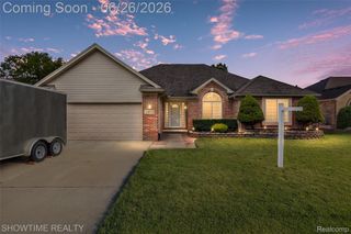 15854 Candle Drive, Macomb Township, MI 48042