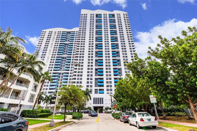 1330 West Ave 1614, Miami Beach, FL 33139