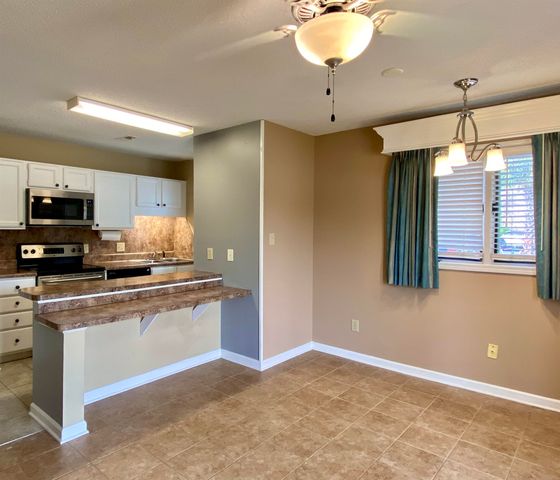 206 Double Eagle Dr. H 1, Surfside Beach, SC 29575