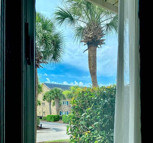 206 Double Eagle Dr. H 1, Surfside Beach, SC 29575