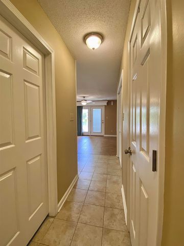 206 Double Eagle Dr. H 1, Surfside Beach, SC 29575