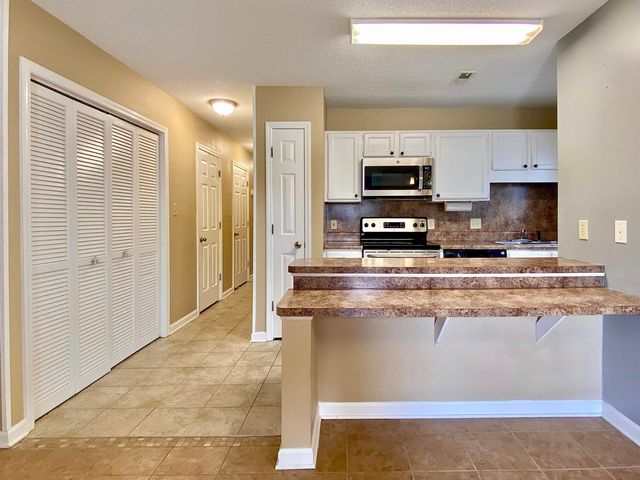 206 Double Eagle Dr. H 1, Surfside Beach, SC 29575