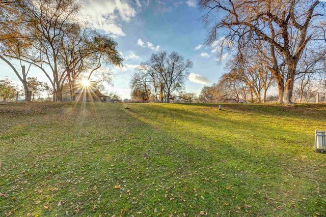 59202 N River Road, Benton City, WA 99320