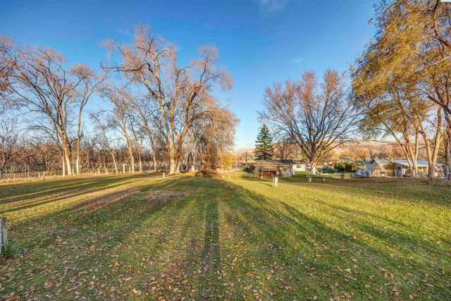 59202 N River Road, Benton City, WA 99320