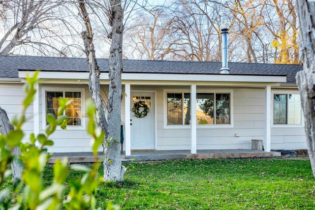 59202 N River Road, Benton City, WA 99320