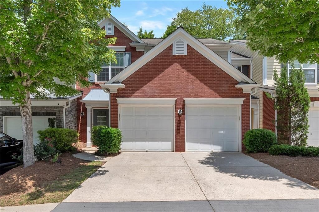 Image 1 of property listing at 2122 Hailston Drive, Duluth, GA 30097