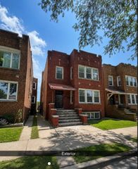 8119 S South Shore Drive 2, Chicago, IL 60617