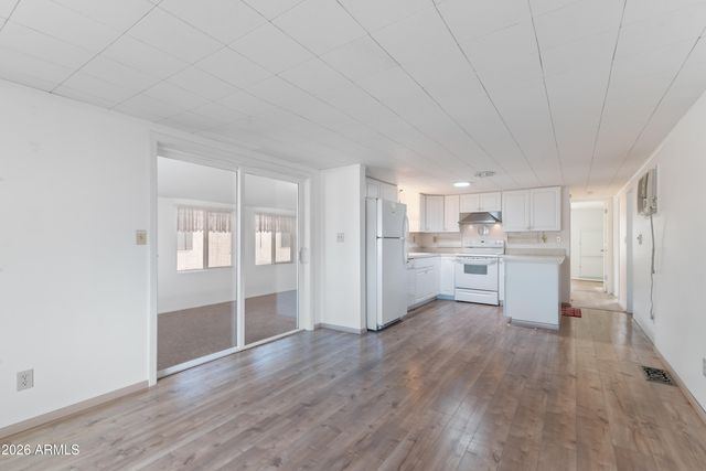 151 S AMULET Avenue, Mesa, AZ 85208