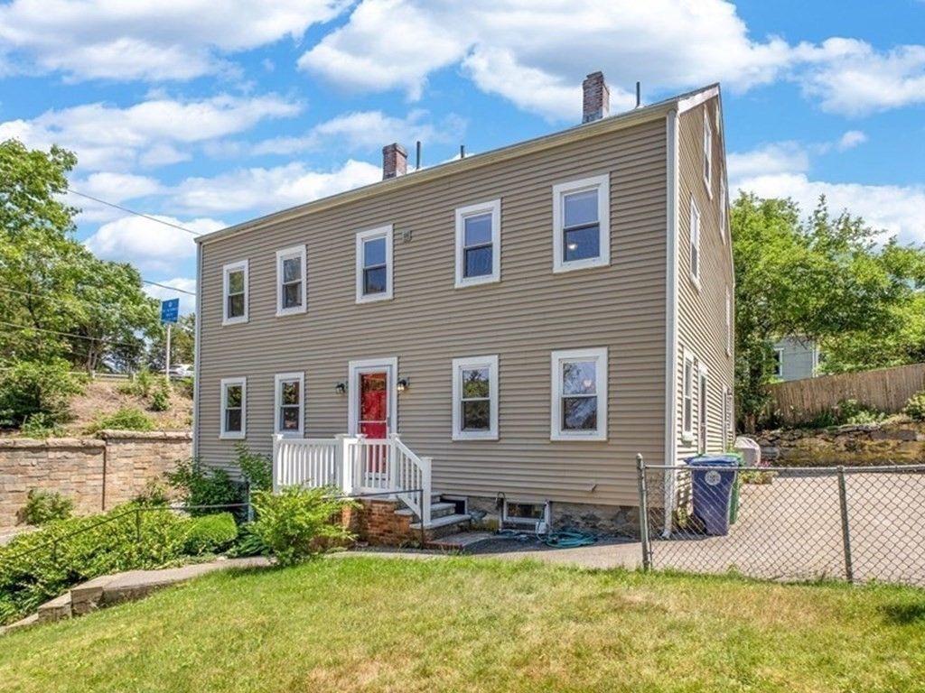 1302 Boylston St 1, Newton, MA 02464