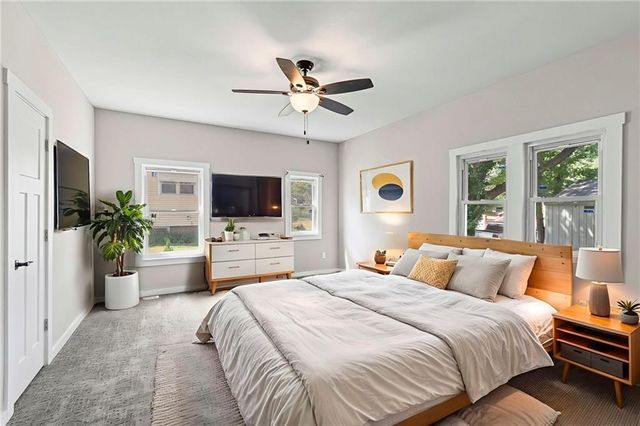 2118 South Street, Lexington, MO 64067