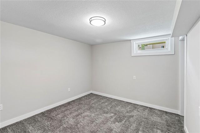 2118 South Street, Lexington, MO 64067