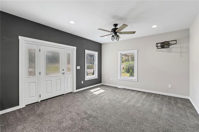 2118 South Street, Lexington, MO 64067