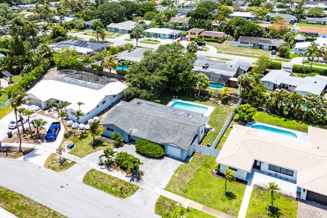 581 NW 13th Drive, Boca Raton, FL 33486