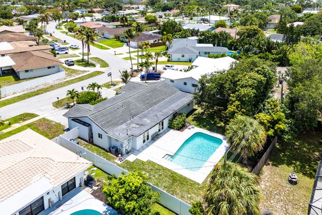 581 NW 13th Drive, Boca Raton, FL 33486