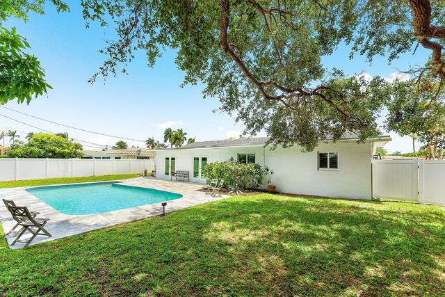 581 NW 13th Drive, Boca Raton, FL 33486