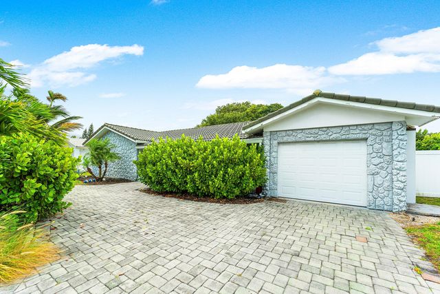581 NW 13th Drive, Boca Raton, FL 33486