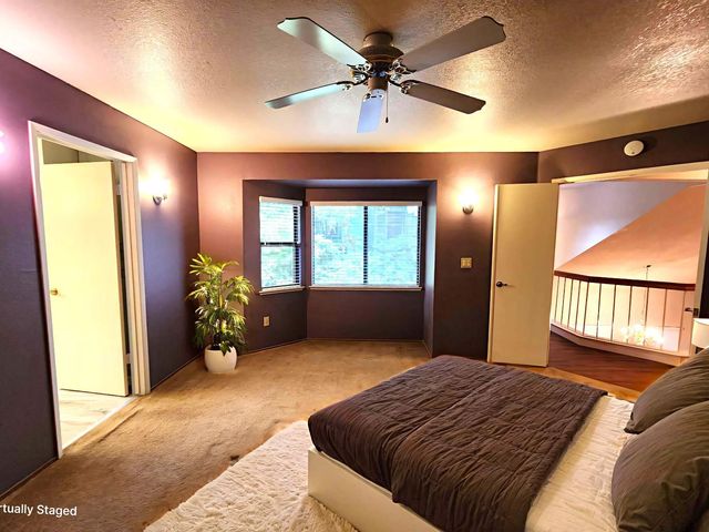 2130 University Park Dr, Sacramento, CA 95825