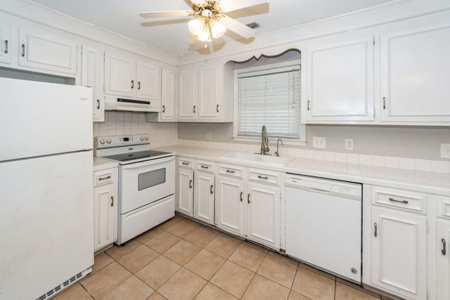 765 Leafwood Road, Charleston, SC 29412